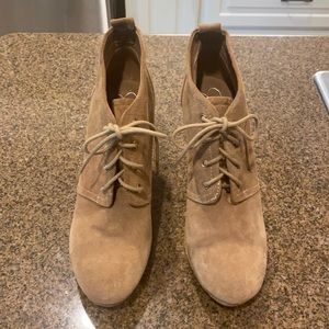 Jessica Simpson Tan Suede Booties